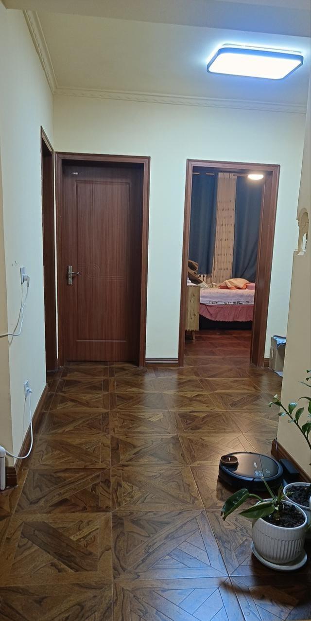 破防了！大姑姐离婚净身出户，老公花半年3万块改造老破小，那6000块辛苦费我攥得