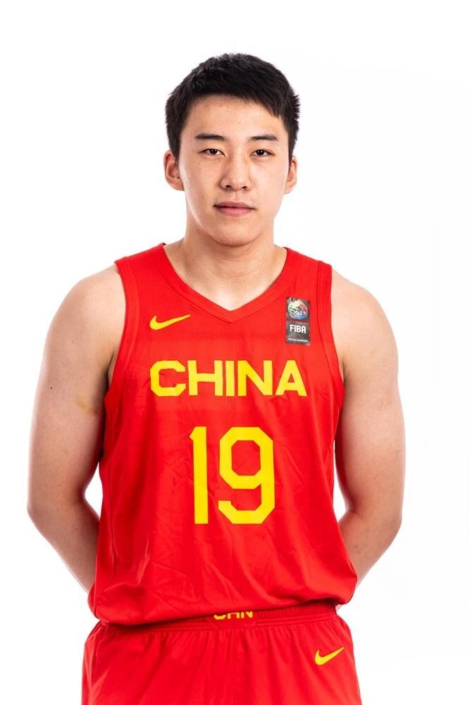 这四场热身赛说实话，我没有看直播

通过几个集锦看了下王俊杰的几个精彩进球

有