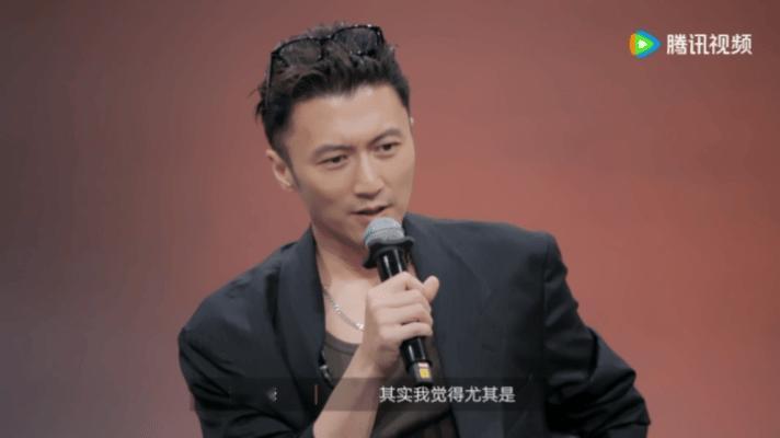 谢霆锋刘嘉玲吃饭能讲究也能随意 谢霆锋和刘嘉玲真的把吃饭的松弛感拉满了！不纠结于