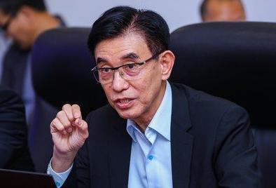 比芯片断供更可怕？2024年，中国物理博士尹志尧指出：“美国的芯片专家基本上都是