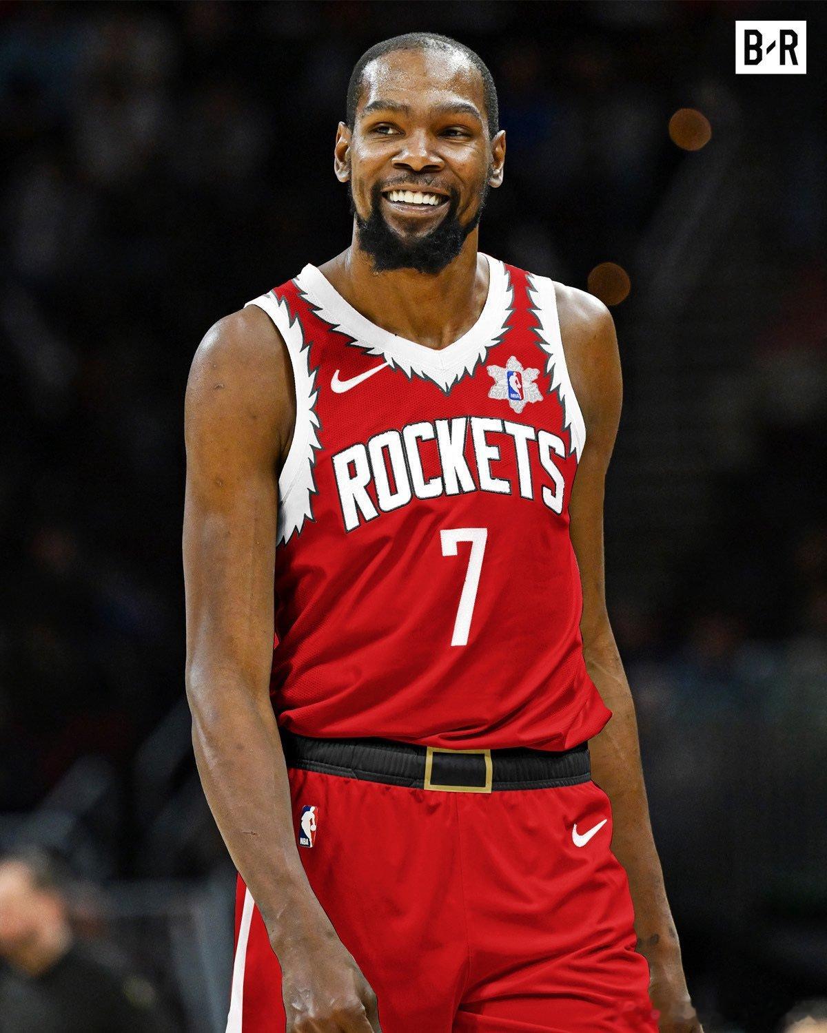 尽管经历了12月的战绩波动，火箭目前依然…♦️赛季胜场预测仍为52胜 ♦️距离西