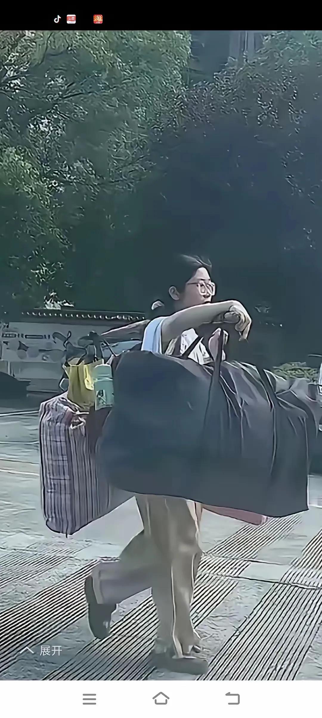 自己的事自己做，孩子自然会成为有责任担当作为的人。