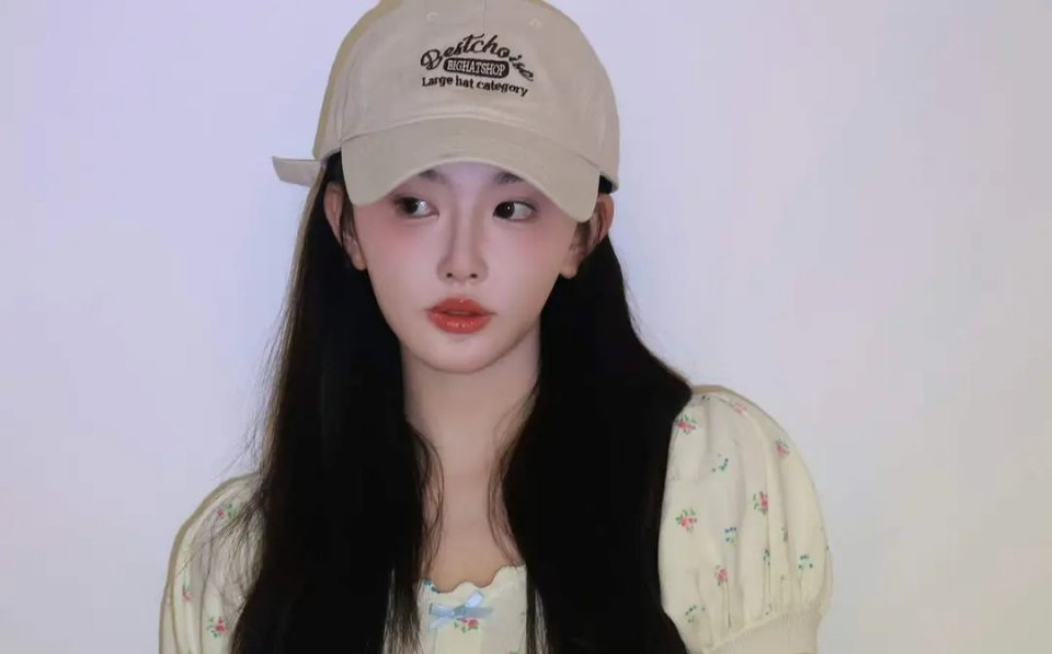 她怎么这样了?这还是之前的孔雪儿吗?五官大改变 ​​​