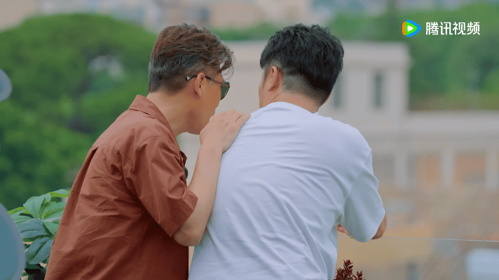 孙红雷约邓超一起打台球地球超新鲜 地球超新鲜惊现邓超李乃文，这自带搞笑buff的