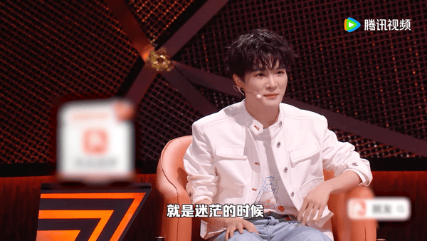 脱口秀演员称周深懂脱口秀周深总能精准接住各种梗，还能温柔共情每一位上台的演员。不