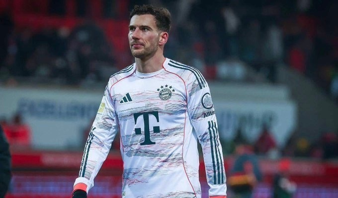 据意大利媒体TuttoMercatoWeb报道，那不勒斯希望在冬季转会窗补强中场