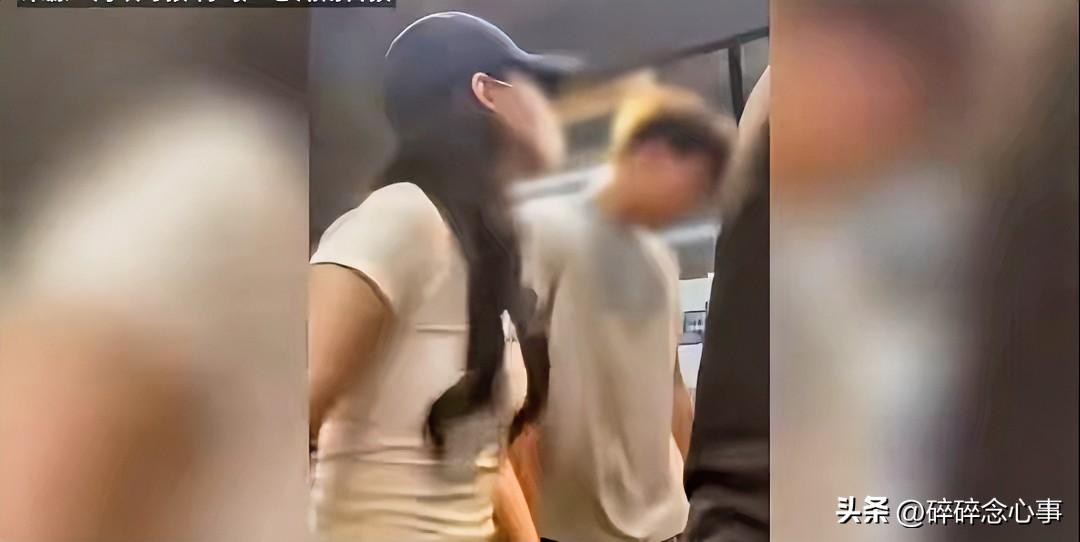厦门健身房这出戏，看得人一愣一愣的

都说健身房里事儿多，厦门这事儿算是坐实了—