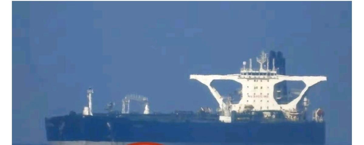 以前只听说索马里海盗，现在加勒比海海盗更猖獗，武装直升机直接降落劫船。贝拉1号油