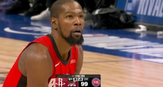 火箭巨星杜兰特打服了活塞主帅比克斯塔夫！
 
在今天活塞主场以104：111不敌