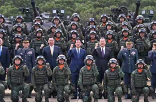 台独武装10月31日正式成军，“台独”首领赖清德在成军仪式训话叫嚣：“只有实力才