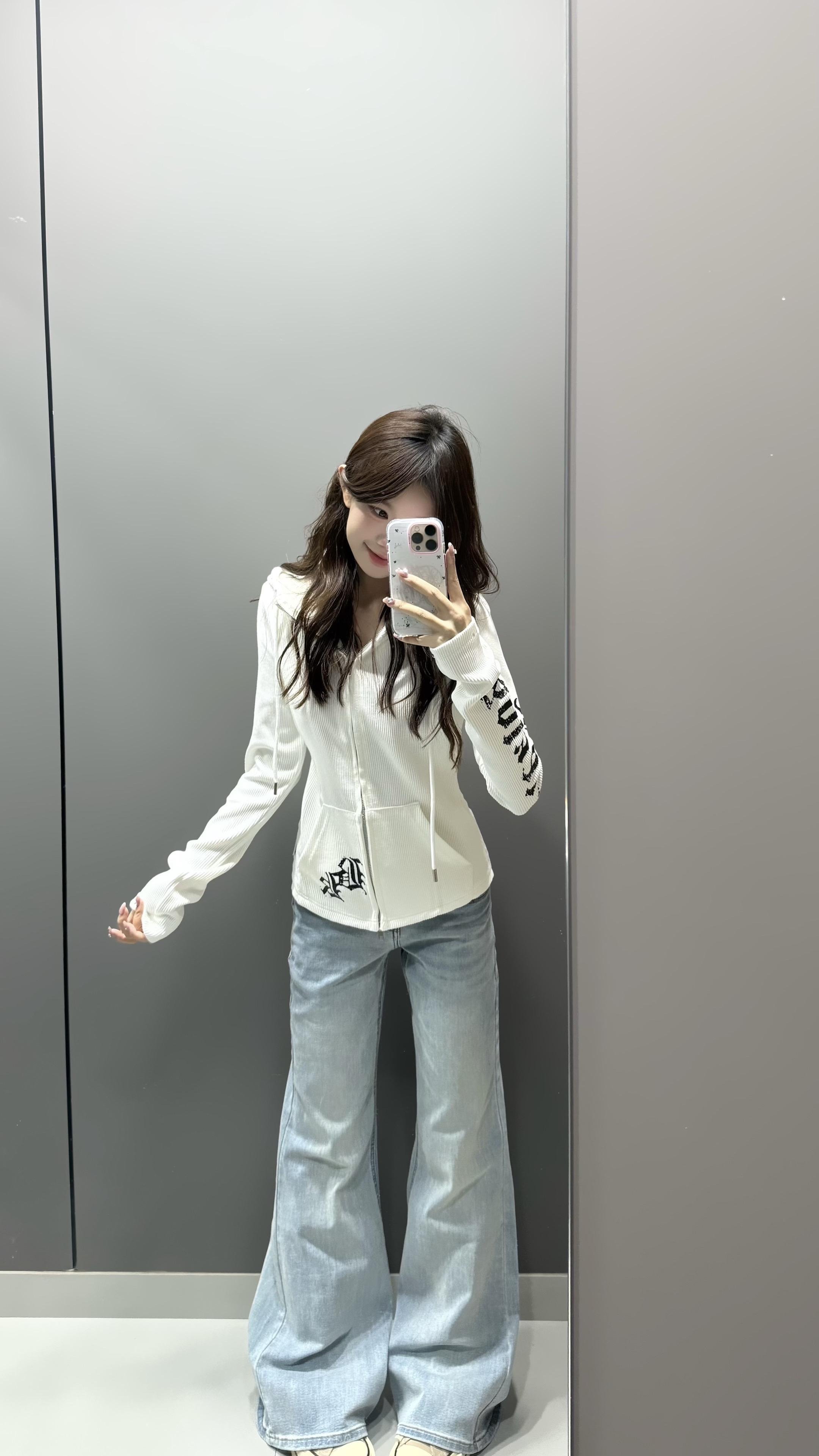 你出现后 我的日记里不再有阴天。
