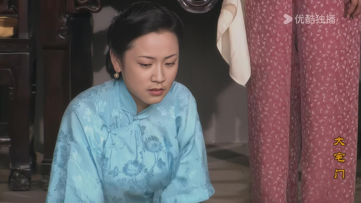 《大宅门》里的香秀，难怪能翻身做太太，单她出手撺掇槐花和杨九红斗这一段，那可是经