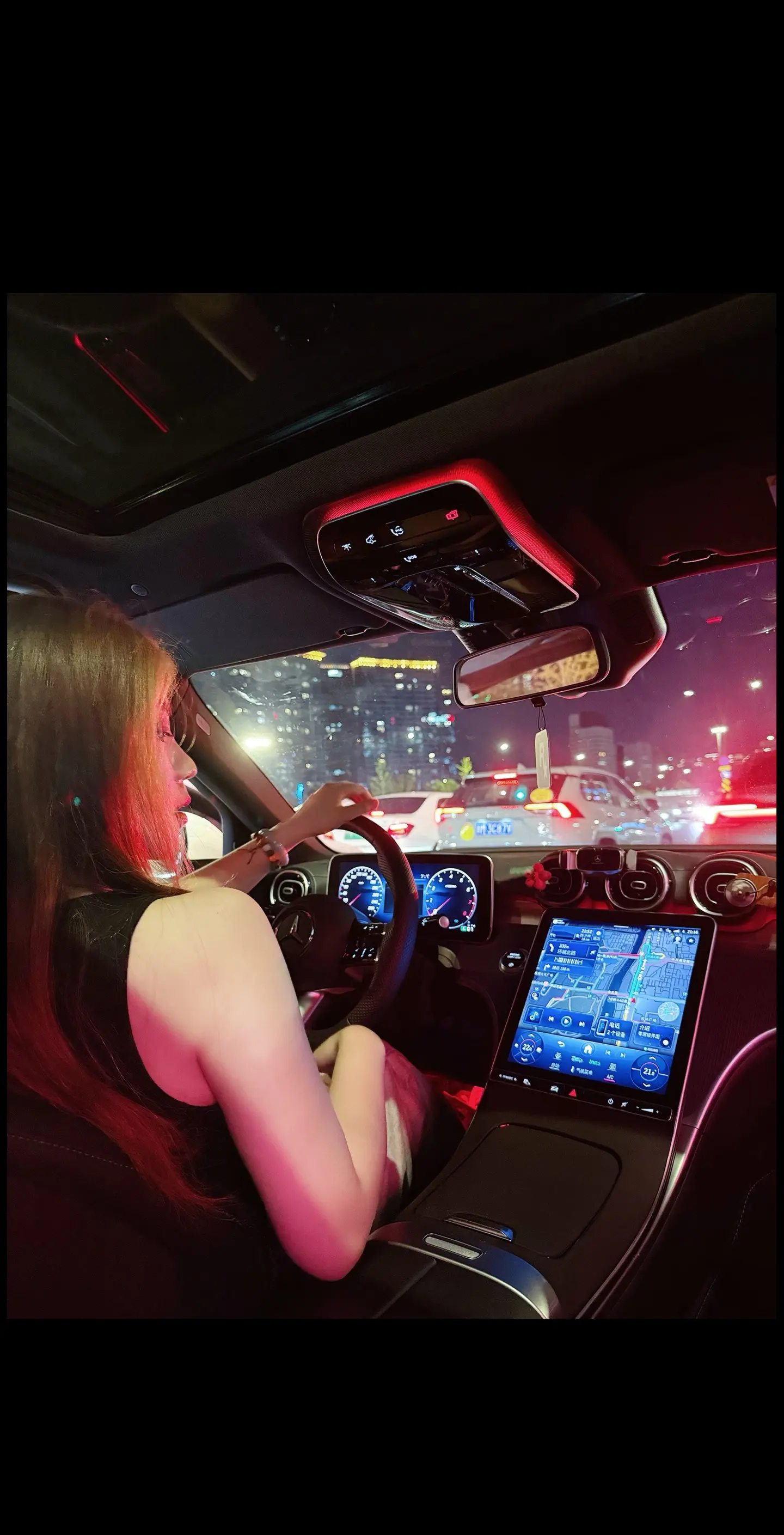 有人嫌叫你一面油费太贵开车太累 有人辗转奔波 只为看你一眼