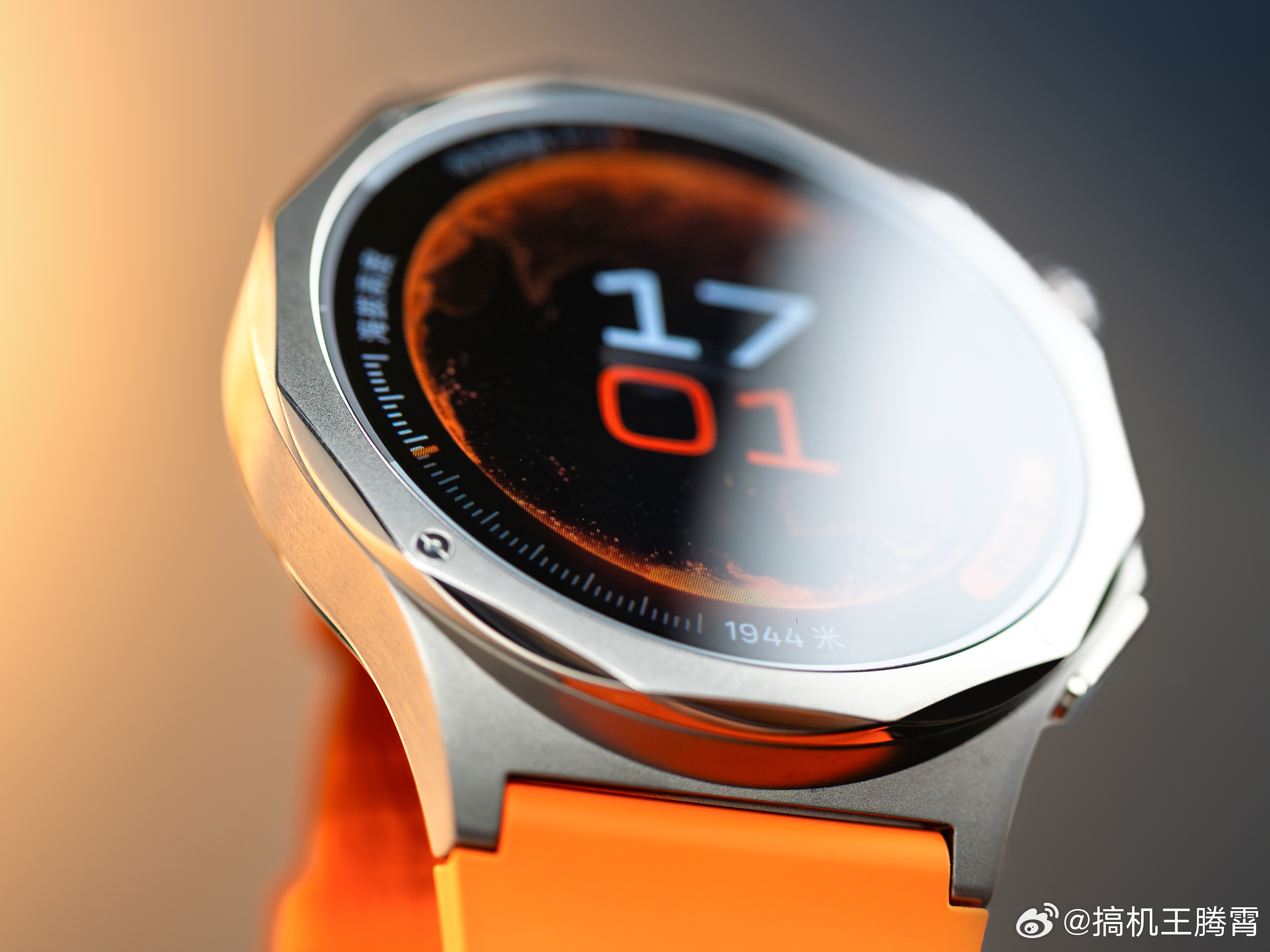 【OPPO Watch X3真机图赏】拍了组图给大家抢先感受下，其实年前就用上了