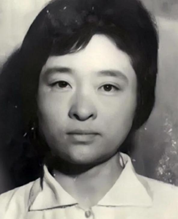 1975年，一个女子竟然用公款包养情人，而且事情还一直都没有被曝光，先后竟然包养