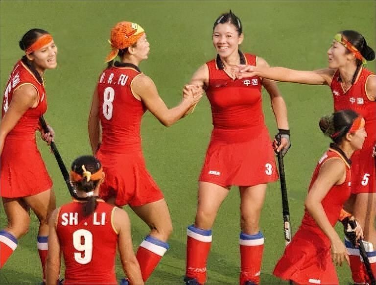 4；2！中国女子曲棍球队经过点球大战险胜东道主日本队，昂首挺进闯进名古屋亚运会女
