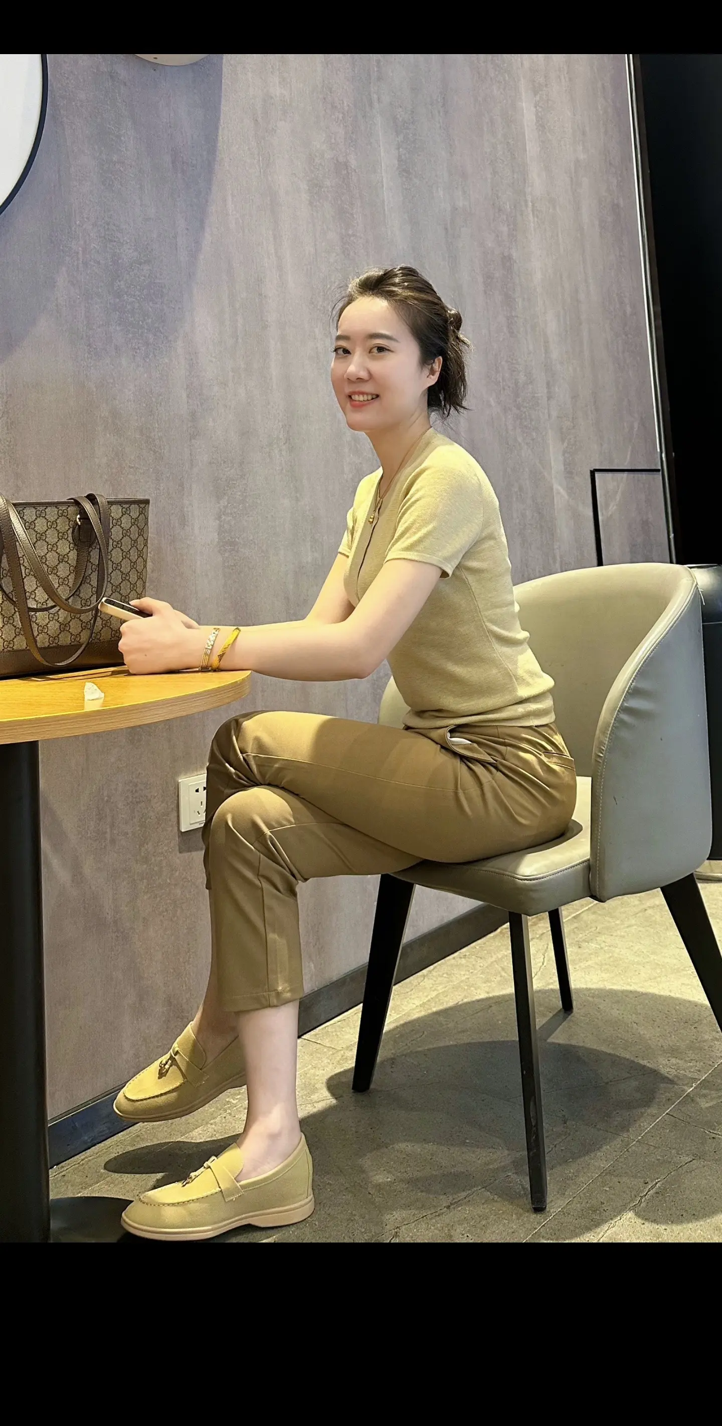 人和人之间淡淡的真就挺好 再浓一点就发现对方有病了
