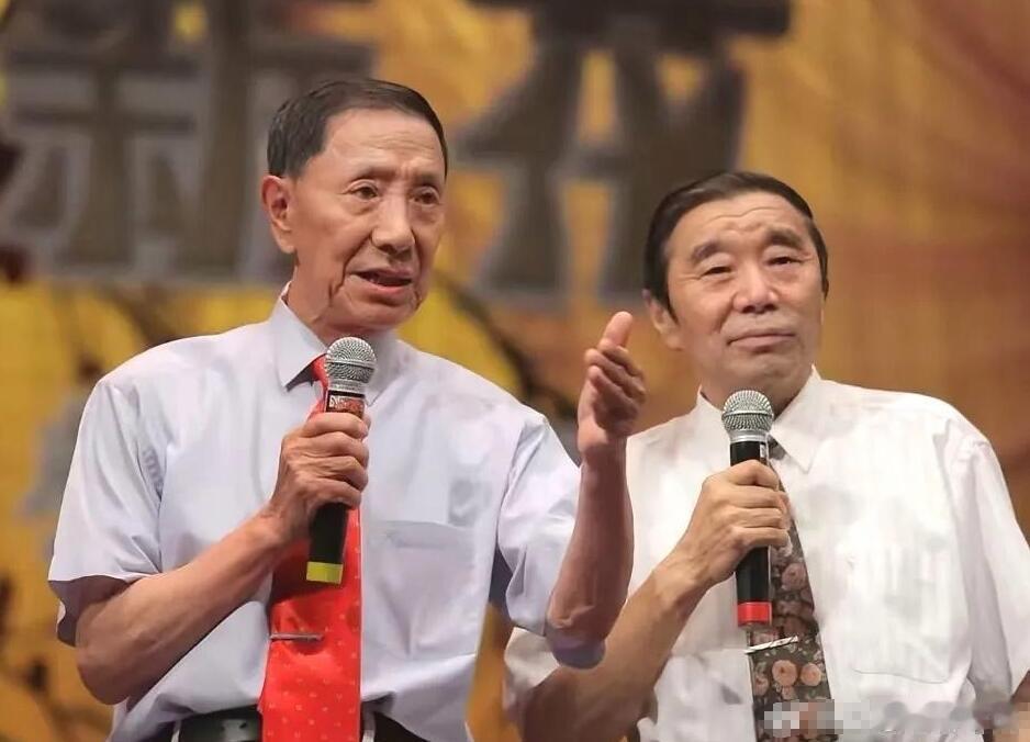 记忆中那些著名的表演艺术家，一个个的都走了。比如赵丽蓉，比如高秀敏，再就是相声圈