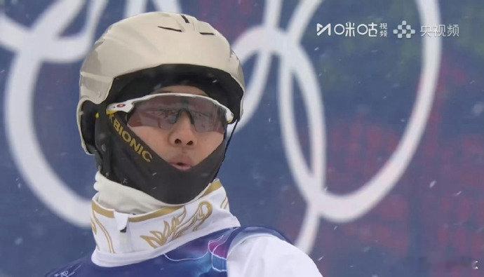 中国空中技巧男团全员进决赛 孙佳旭李天马晋级决赛 米兰冬奥会自由式滑雪男子空中技