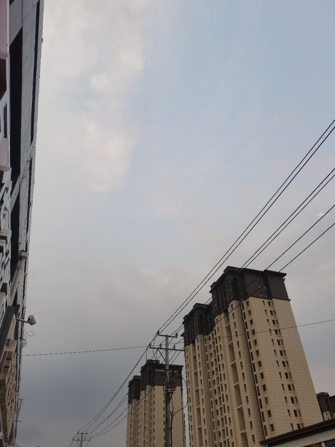 风雨欲来 