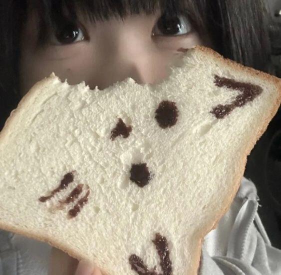 【背景图】分享‹𝟹₊˚⊹♡米色|咖色|秋季|咖啡|文艺|面包|纸质|书籍|高级