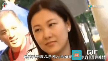 伏明霞的学习的能力以及性格真的好啊
嫁到香港后没两年就已经能够熟练的掌握英文了，