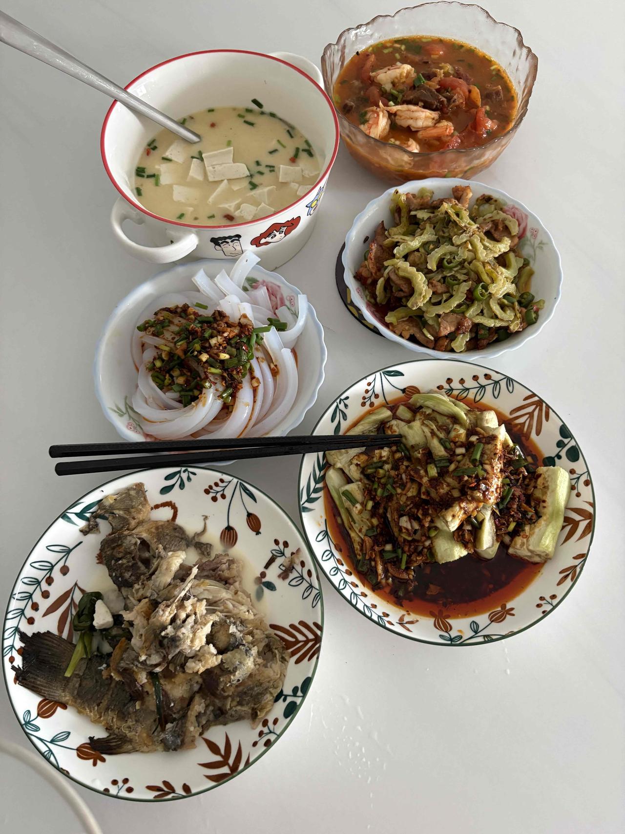 在农村里有个自己的家简直太香了
身为农村出身的我
从小的梦想就是自己不要当农民