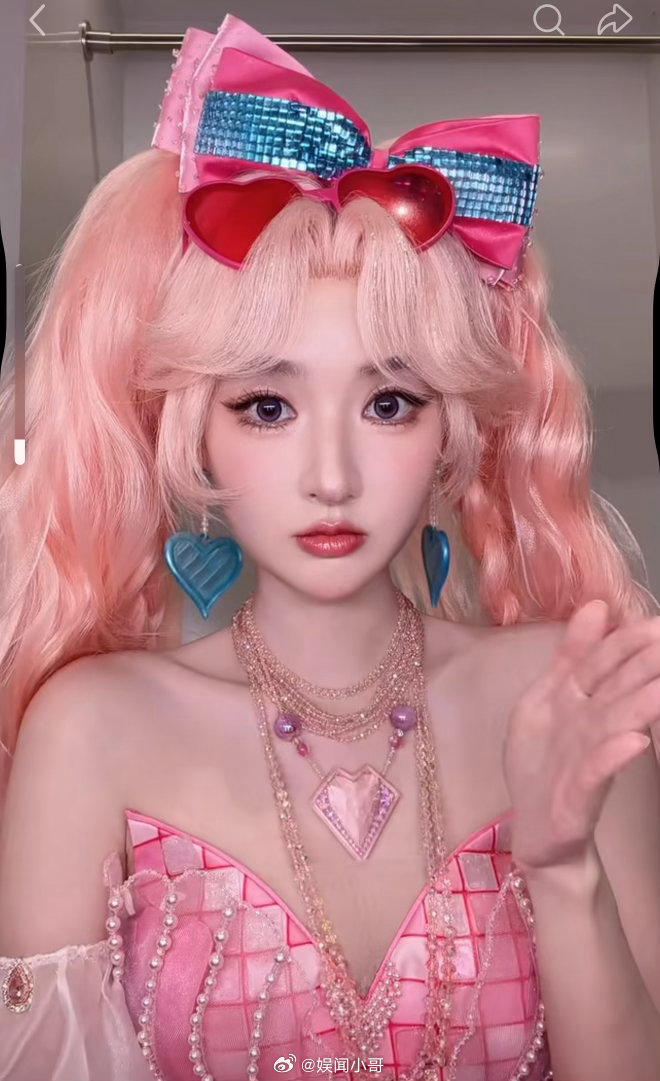 王玉雯樱桃泡泡美成啥了王玉雯只是呼吸就萌到我了王玉雯和平精英樱桃泡泡造型太惊艳！