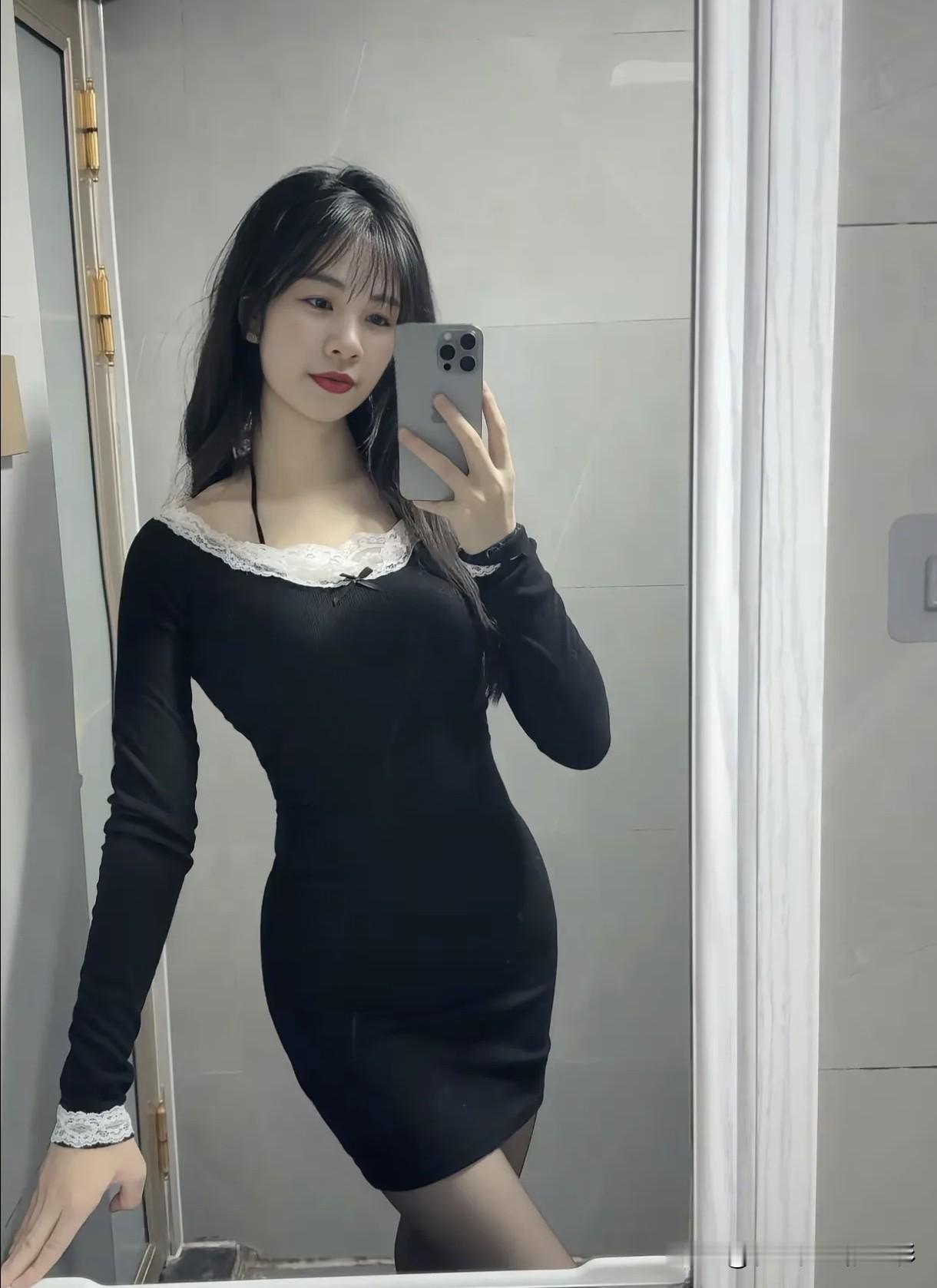 周末在家自恋……