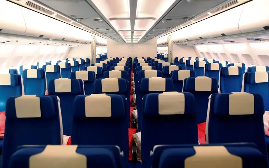航空公司回应飞机锁座规则！
2025年春运将于1月14日启动，春运机票预订已经开