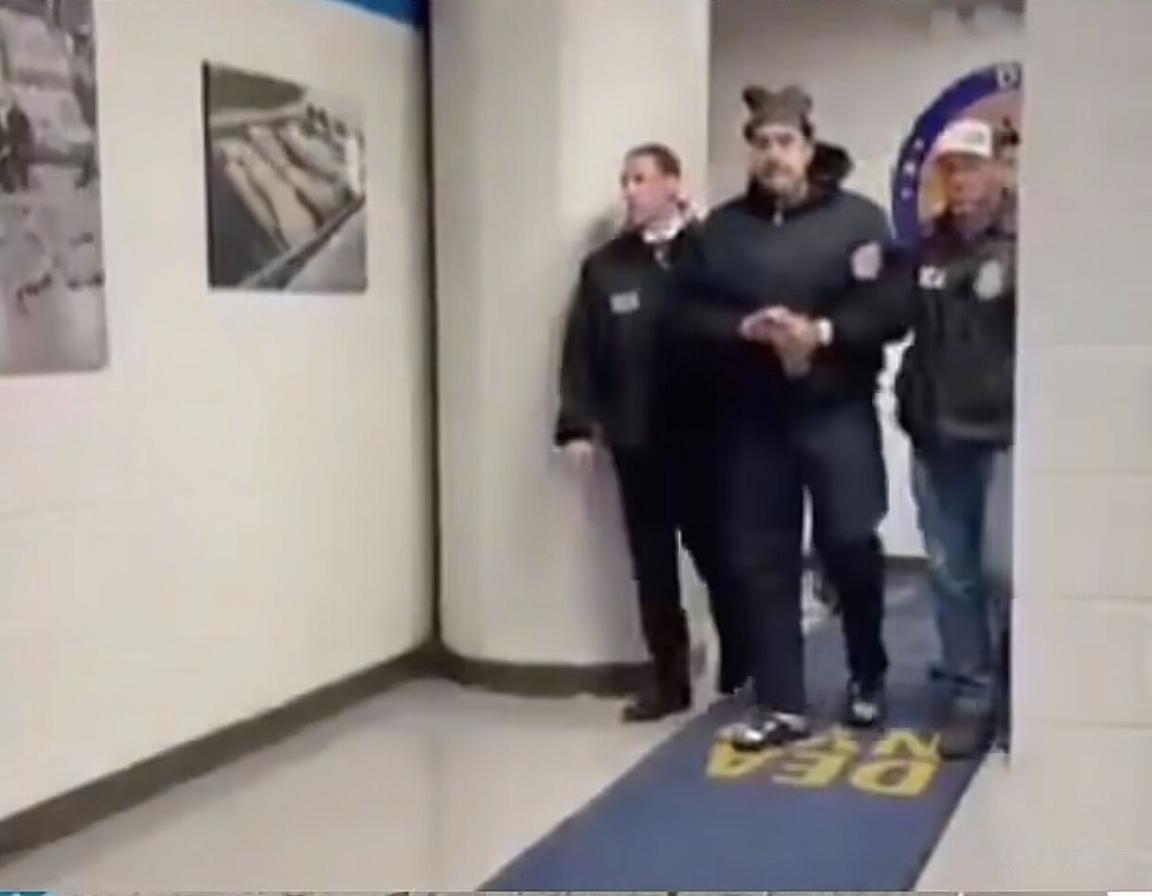 斩首行动完成？马杜罗夫妇被捕，美国宣布临时接管委内瑞拉”

一月四日最新情报显示