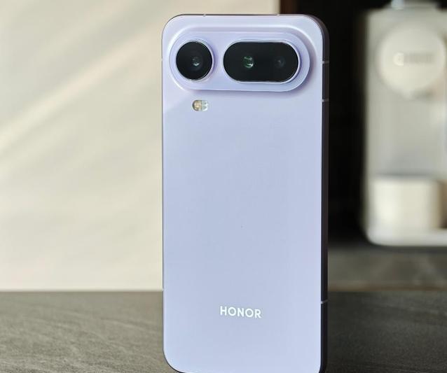 荣耀旗舰“价格雪崩”背后的市场逻辑——以Magic8 Pro Air跌价1440
