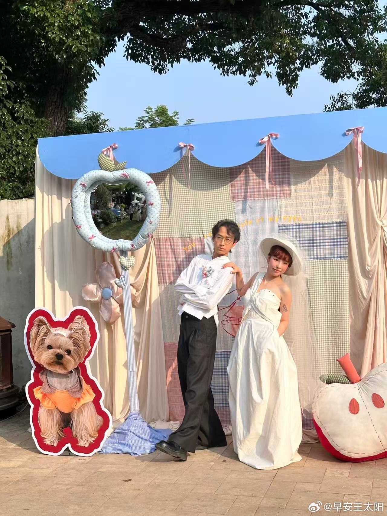 空空新婚快乐！！超级可爱的婚礼💒！！呜呜因为工作关系很可惜没到现场但是祝福满满