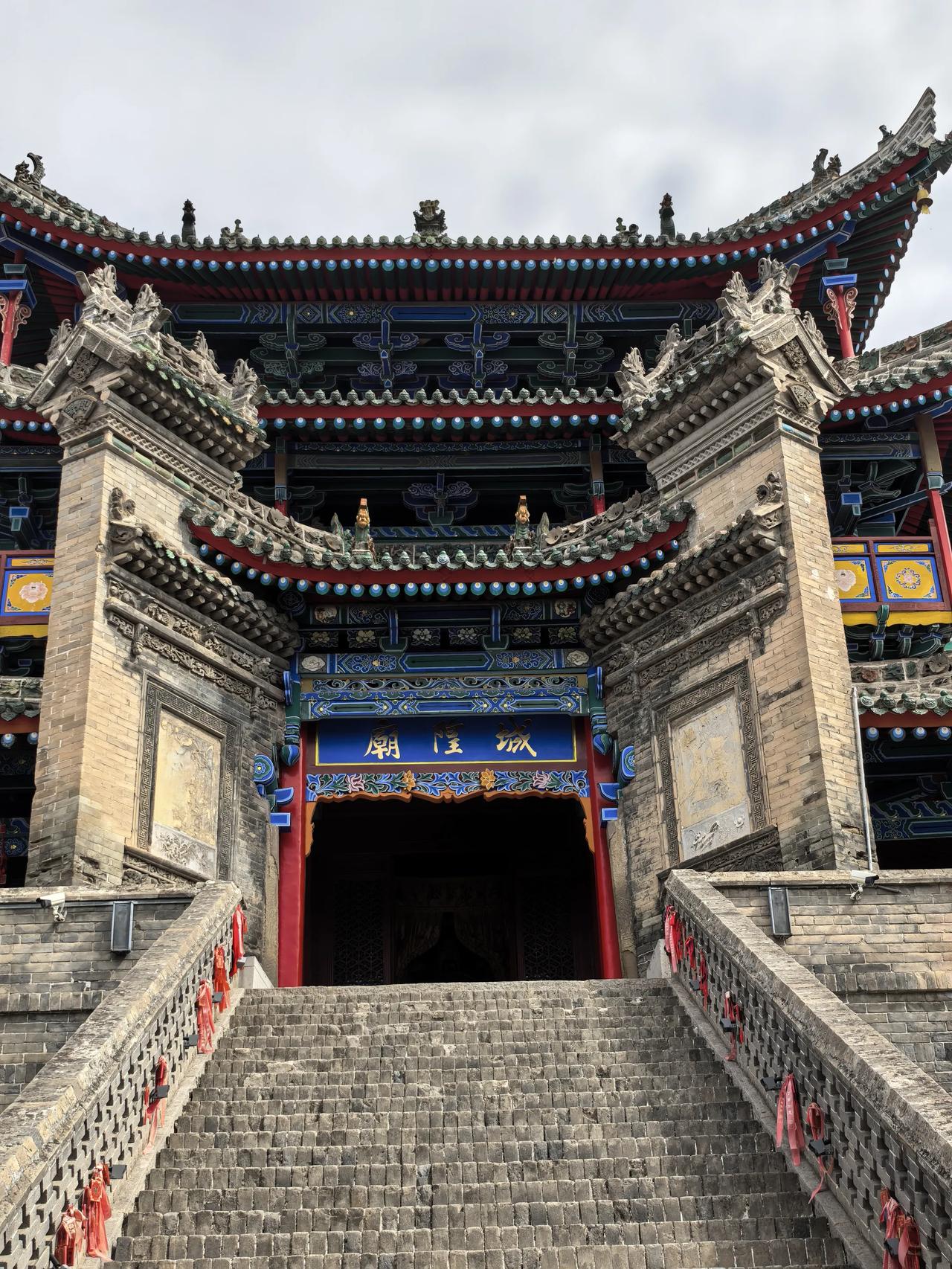 澄县城隍庙乐楼，这气势你得仰视，关键是免费参观，这气度你得点赞。可以想象当年城隍