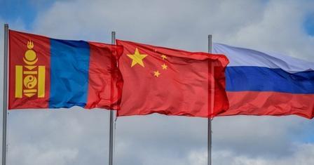 闹腾三十年疯狂反华的蒙古国总算彻底幡然醒悟了，从上到下全民集体反思过往荒唐行径，