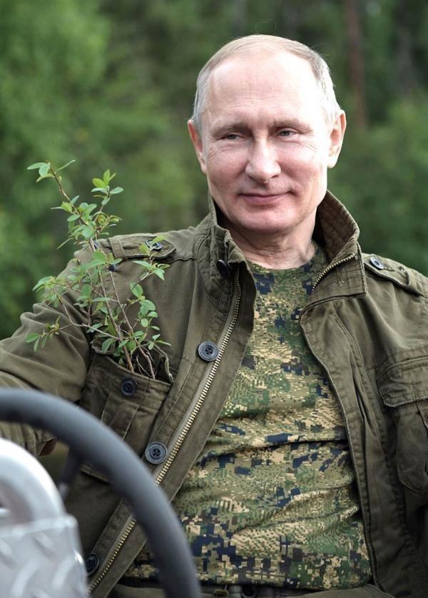 普京 人还没到中国的时候，莫斯科已经乱成了一锅粥！
北京这几天的外交日程，才是理