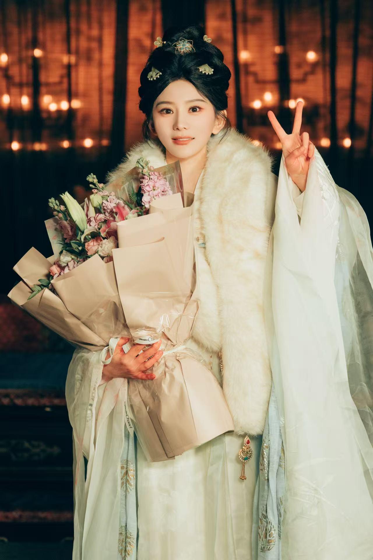 凭实力打破圈层！马秋元长短剧双线领跑，这才是演员的正确进阶路
 
马秋元用亲身经