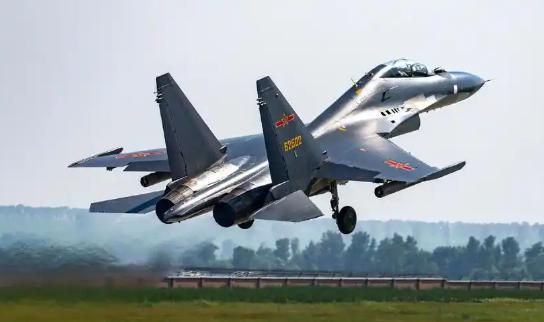 为啥中国总派歼16去拦截外机，而不是更先进的歼20？毕竟歼20可是五代机里的“尖