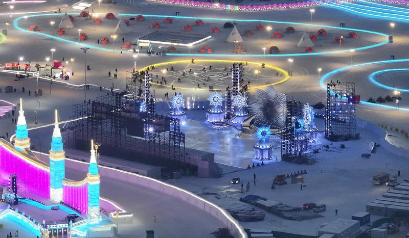 2026马年央视春晚，人机共武的《武BOT》直接把气氛拉满，宇树科技的机器人和塔