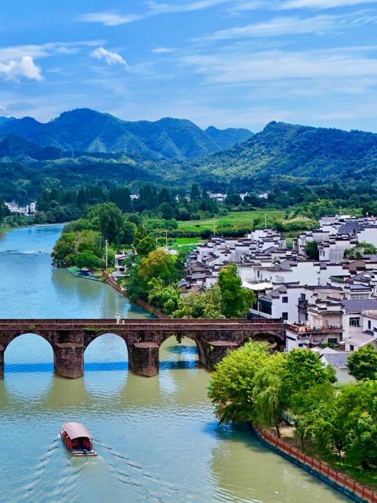 带娃避暑live❗️假期反向旅行超成功🍃