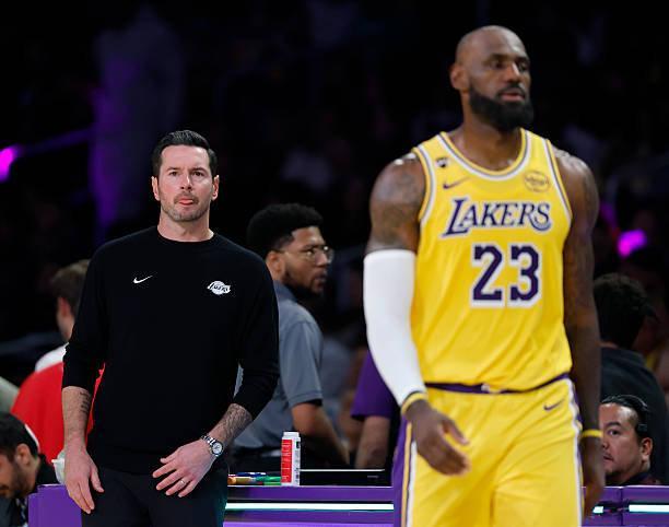 湖人的主力角色球员的稳定性，都是极差的，这么说大家应该会认同！

主力角色球员都