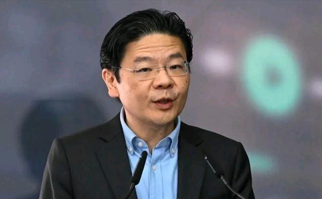 为什么国内一直批评黄循财，因为黄循财犯了三个大错。

黄循财上任后，在一些国际场