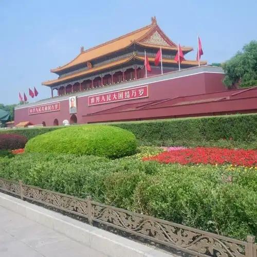 2026年刚到5月，北京的红地毯就没停过，从欧洲的德、英、西，到亚洲的越、阿联酋