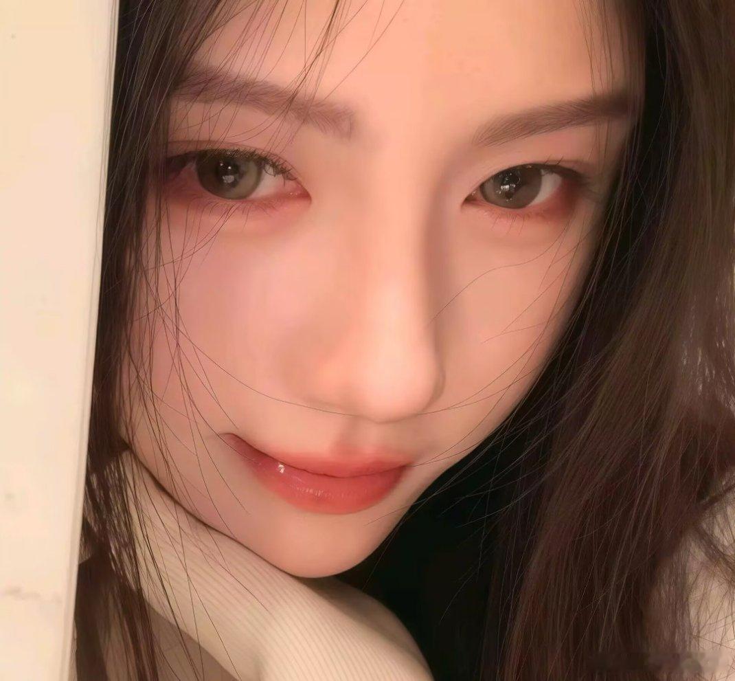 鞠婧祎[超话] jjy鞠婧祎阿黛jjy鞠婧祎来战𖦹ࡇ𖦹.ᐟ.ᐟ🌷手中情该向