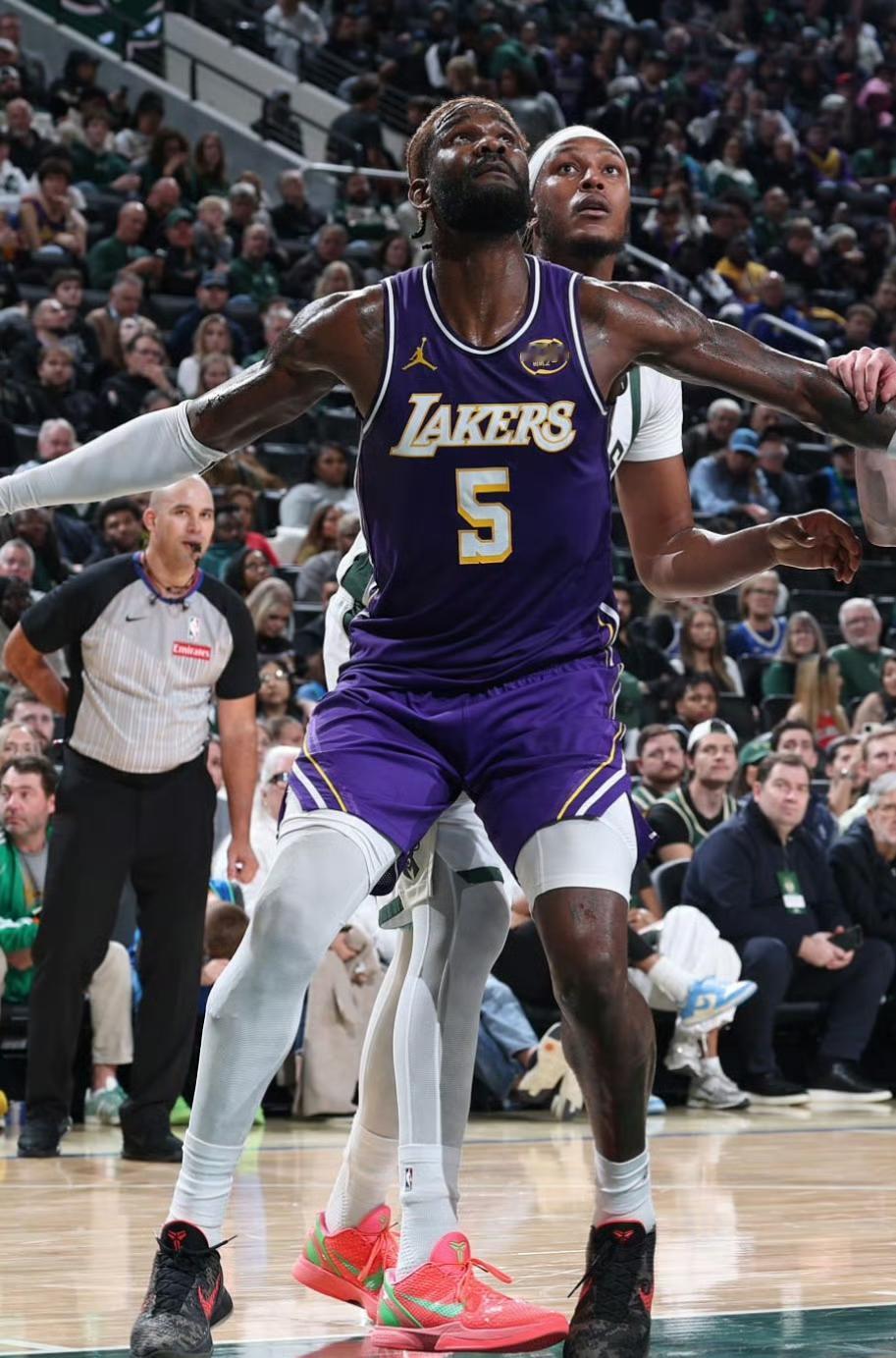 本赛季艾顿对阵文班，字母哥，萨博尼斯，戈贝尔场均19.2分10.6篮板，投篮命中