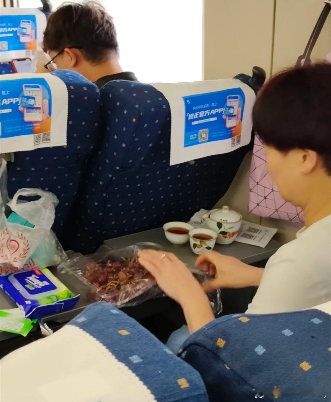 福建人喝茶的样子    顺风车迟迟不到或用了外挂抢单 “宁可百日无肉，不可一日无