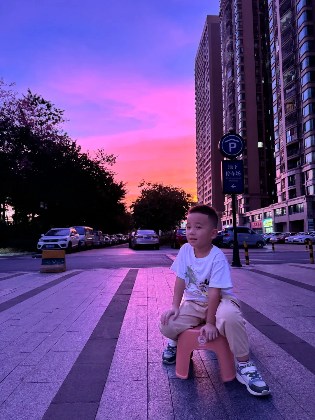 想让男孩情绪稳定，一定要频繁和他说这些话