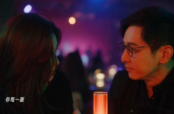 朱珠剧里又乘风破浪上了朱珠一杯红酒泼出年度爽剧 年度爽剧非它不可！朱珠演许蜜语，