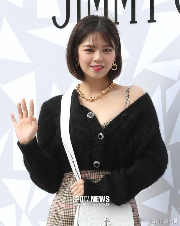 离开JYP的TWICE成员离开jyp的twice成员从SIXTEEN相遇走到如今