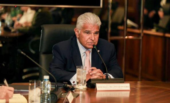 顶不住，巴拿马总统喊话中国，他表示巴拿马无意与中国发生摩擦，希望这种紧张的局势能